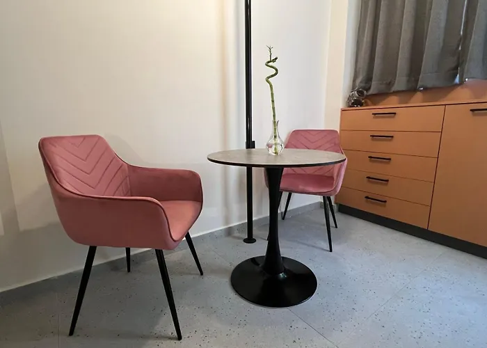Apartment Falirou
