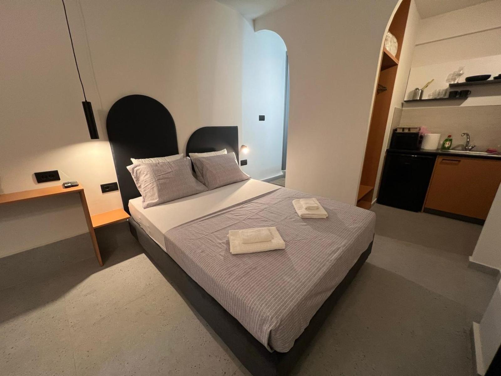 Apartment Falirou *